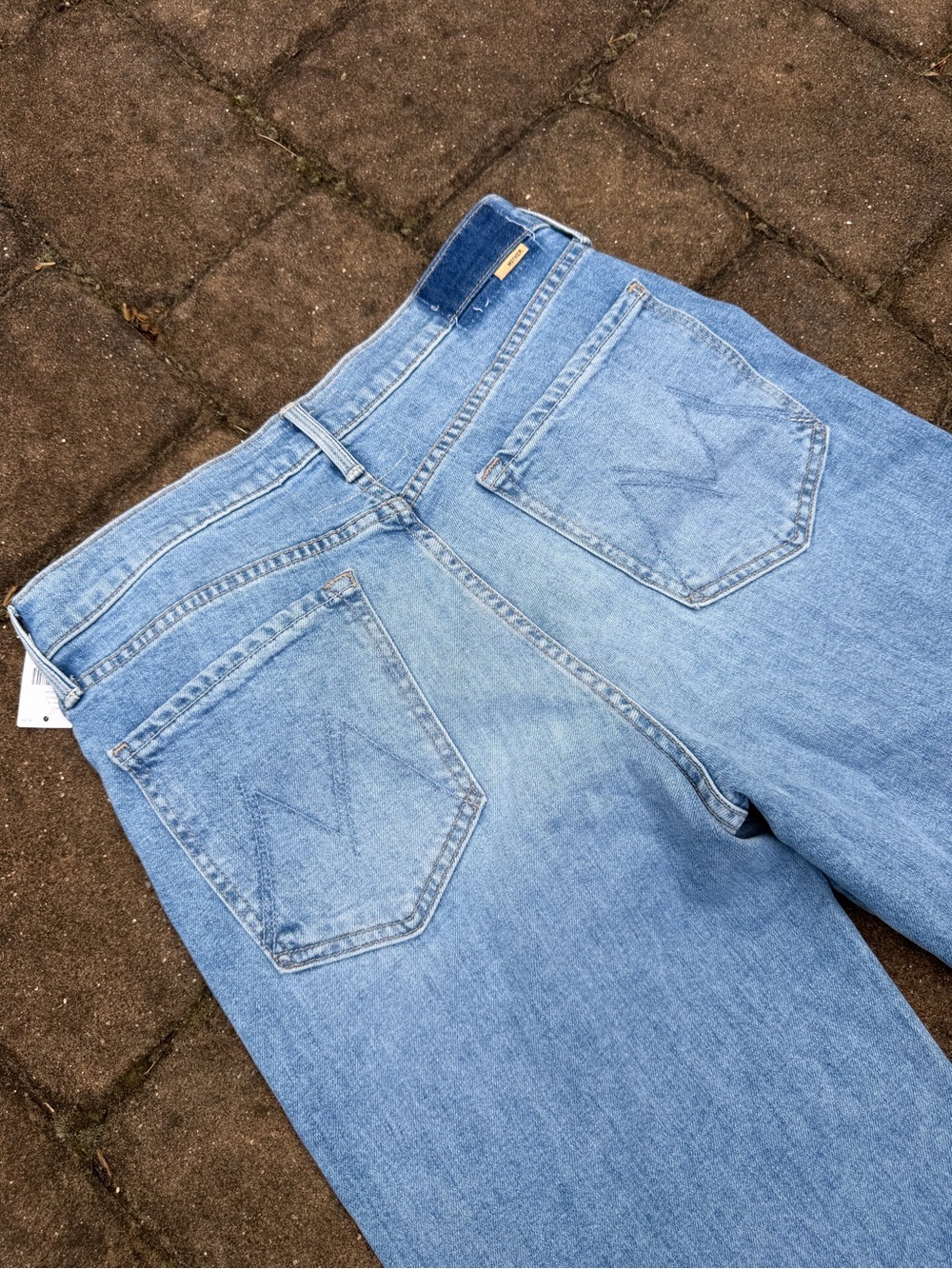 NWT Mother Tomcat Roller Skimp jeans in Puzzled sz 31 - Picture 4 of 13